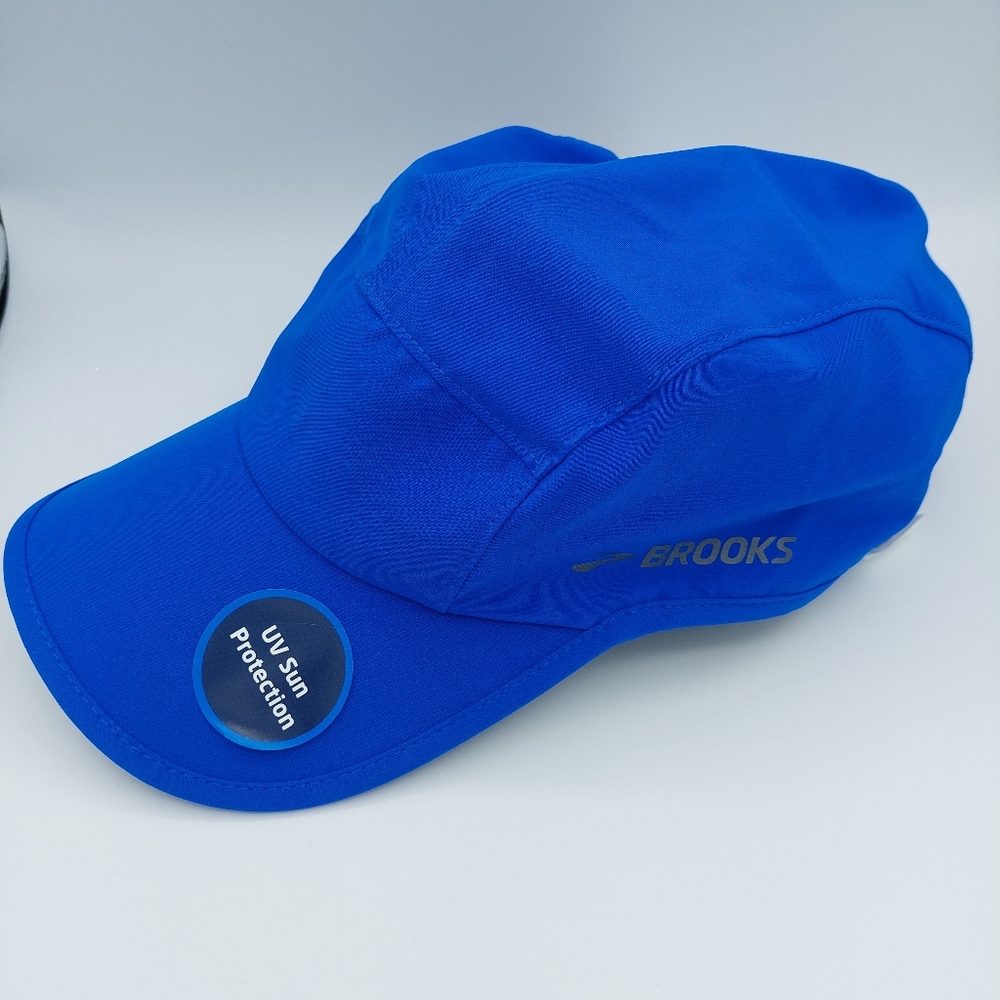 BNWT Brooks Sherpa Hat in Royal Blue